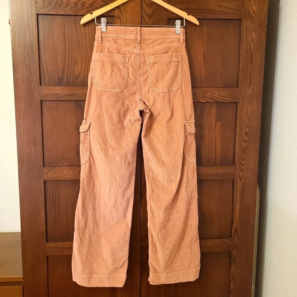 American Eagle Cargo Pants Salmon Pink Corduroy Super High Rise Baggy Wide Leg - Picture 9 of 10
